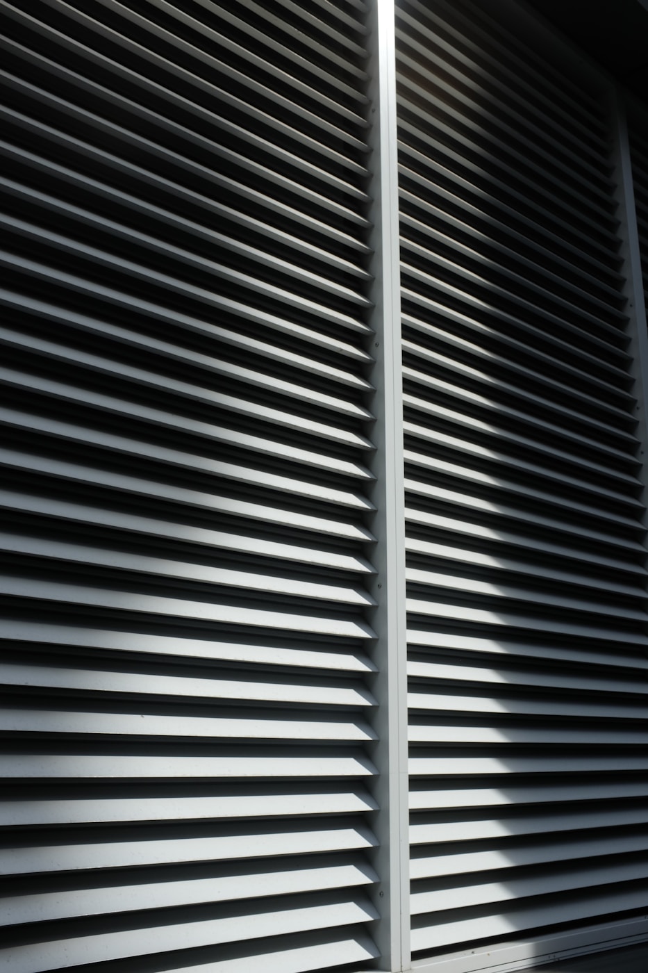 Fermetures en aluminium — lames de volet contemporain